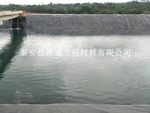 垃圾填埋場防滲膜總破損？6 大根源一次說清